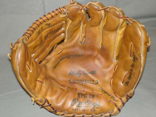 Mickey Mantle Rawlings XPG20 Front